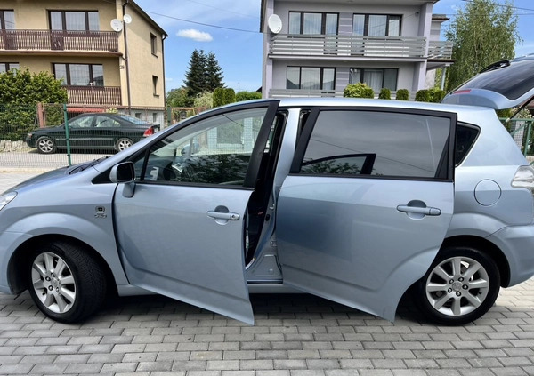 Toyota Corolla Verso cena 15333 przebieg: 326158, rok produkcji 2004 z Biała małe 529